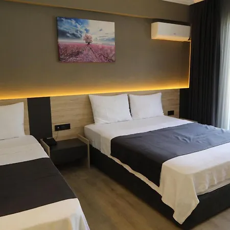 Otel Grand Faik Çeşme