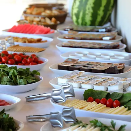 Grand Faik Otel 3*