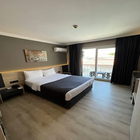 Otel Grand Faik