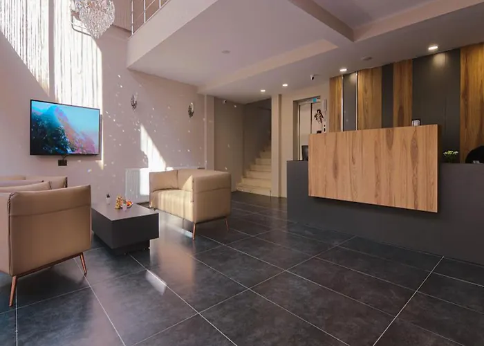 Grand Faik Szálloda 3*