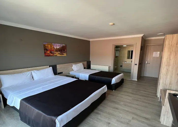 Szálloda Grand Faik