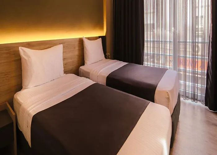 Szálloda Grand Faik