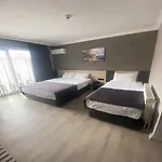 Hotel Grand Faik Çeşme