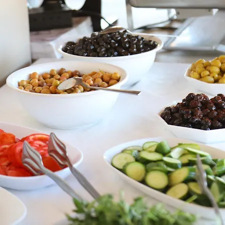 Grand Faik 3* Çeşme