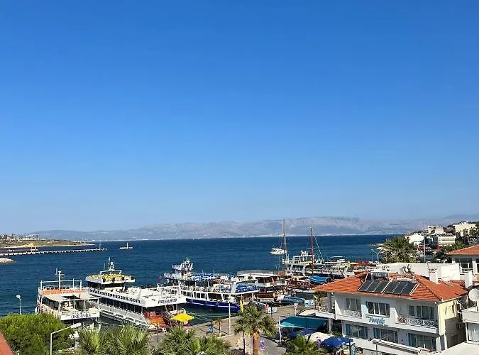 Otel Grand Faik Çeşme