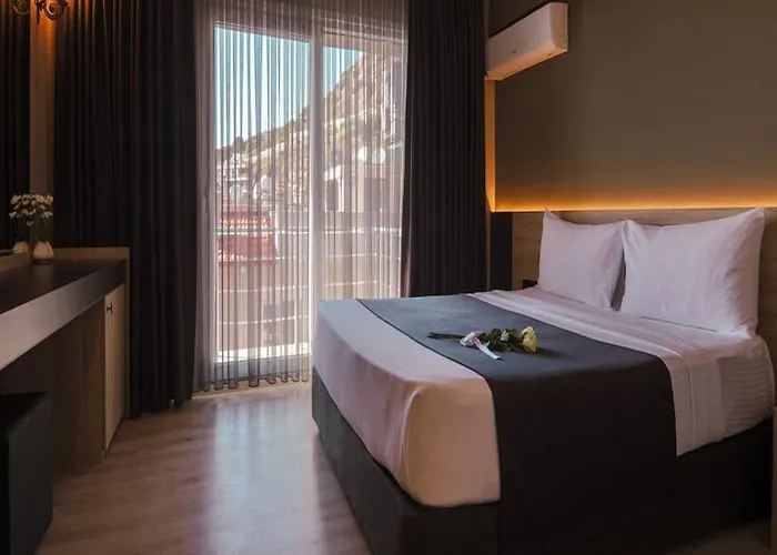 Grand Faik Otel