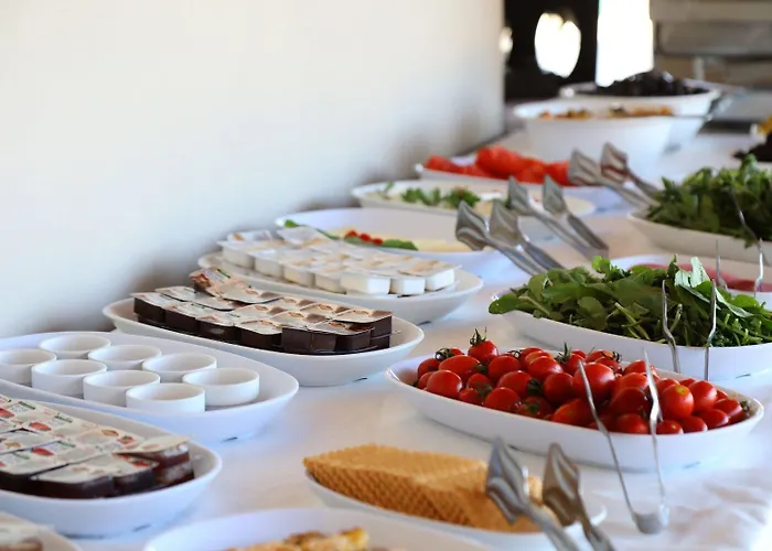 Grand Faik Otel 3*