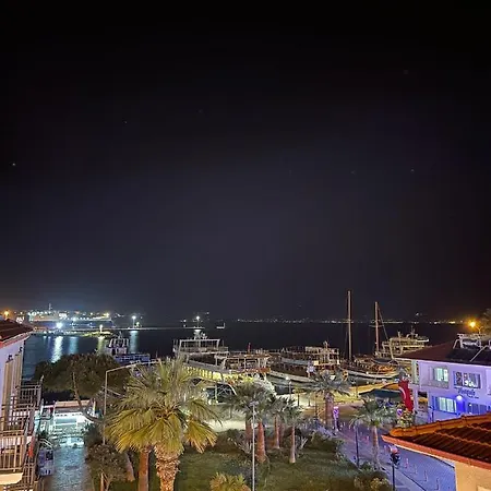 Grand Faik Hotell Çeşme