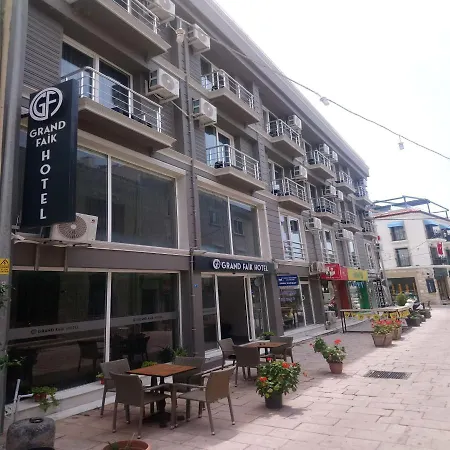 Hotell Grand Faik Çeşme