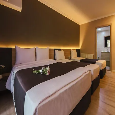 Hotell Grand Faik