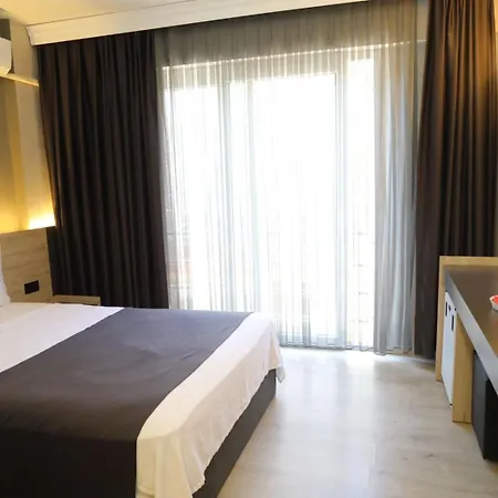 Grand Faik Çeşme