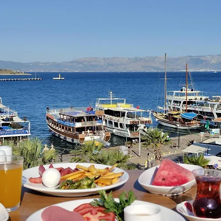 Hotell Grand Faik